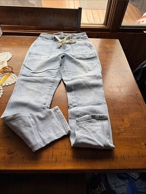 Judy blue jogger size 5 Light Wash Drawstring Denim Joggers